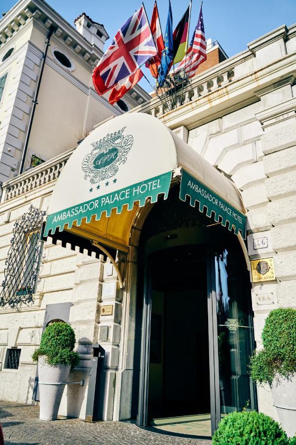 Ambassador Palace Hotel Údine Exterior foto